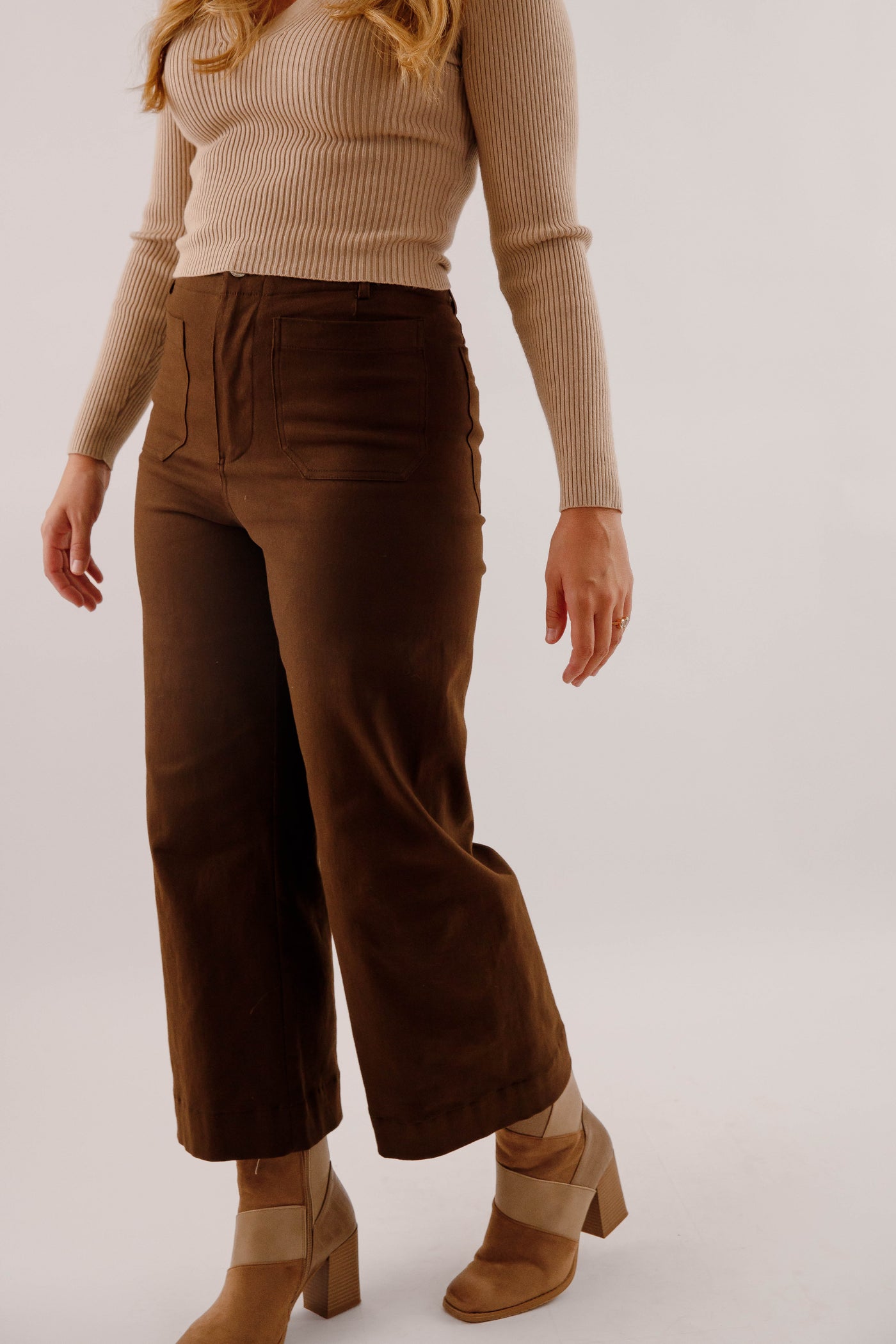 Wide Leg Brown Denim- Women's Front Pocket Jeans- Trendy Style Jeans