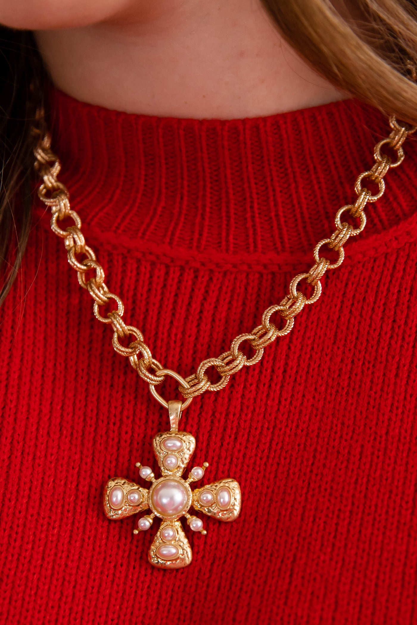Chunky Chain Necklace with Bold Cross Pendant